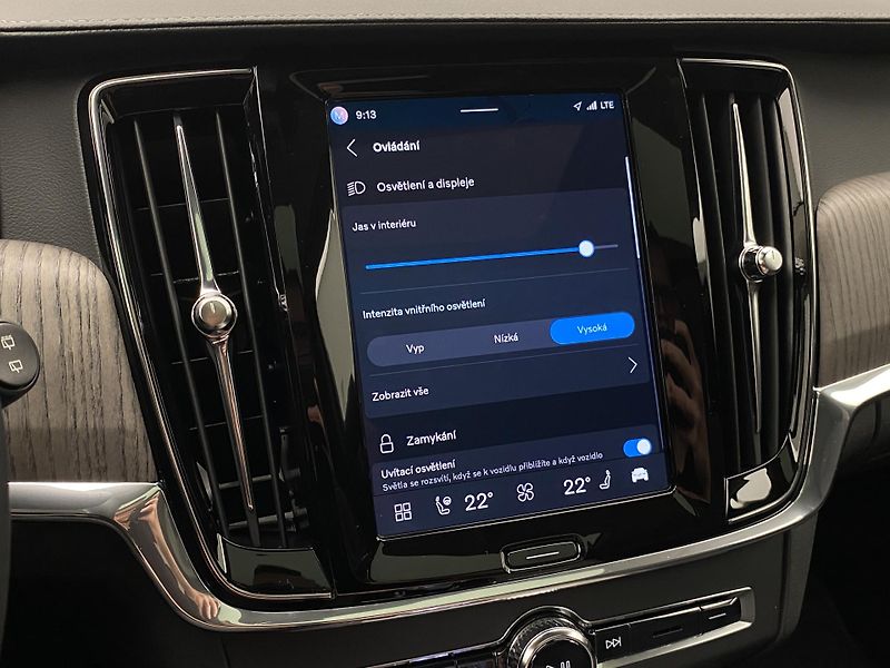 Volvo V90 CC B4 AWD ULTIMATE AUT  - fotka 52 z 62