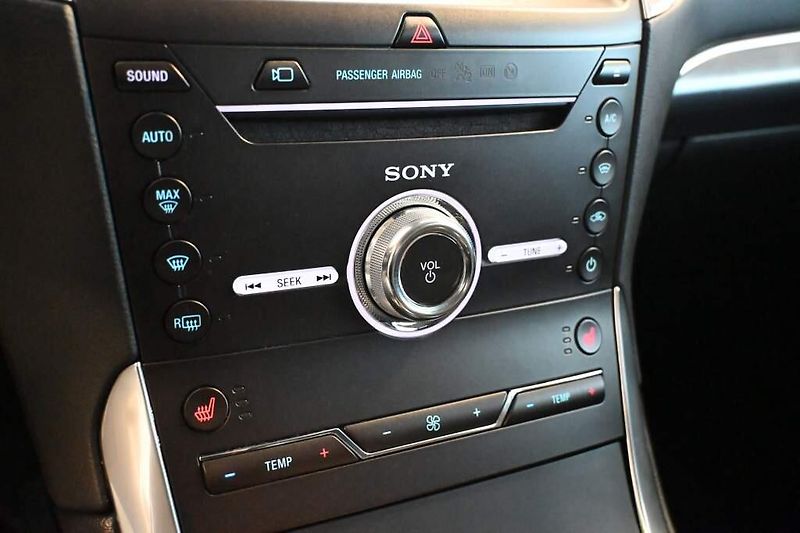 Ford S-MAX (2020) 2.0 140 KW LED SONY ACC 8AT EC - fotka 21 z 37