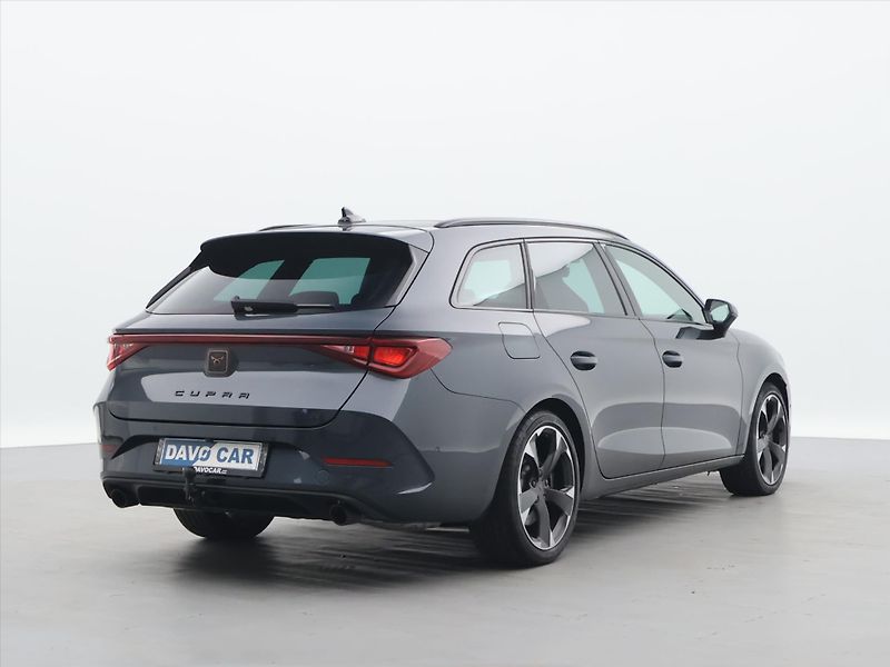 Cupra Leon 2.0 TSI 180kW ST DSG LED ACC - fotka 7 z 25