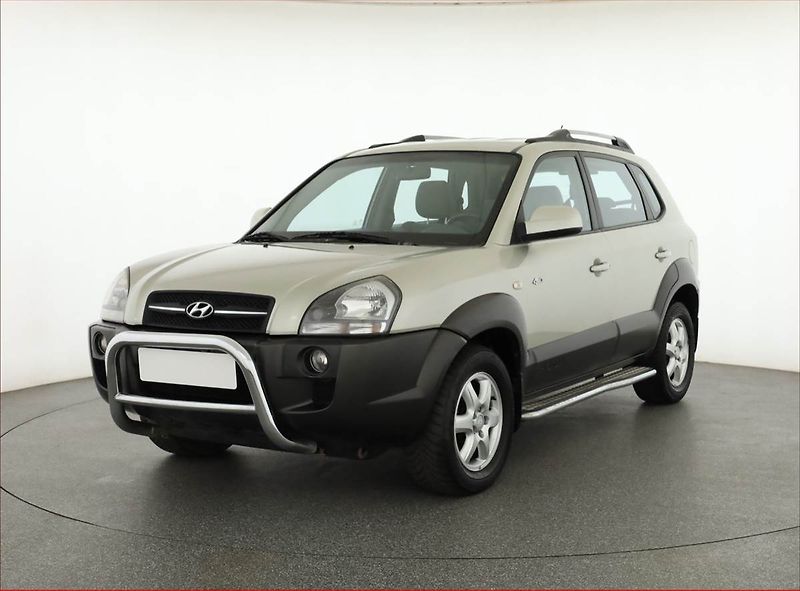 Hyundai Tucson (2005) 2.0 CRDi, 4X4, nová STK - fotka 2 z 13