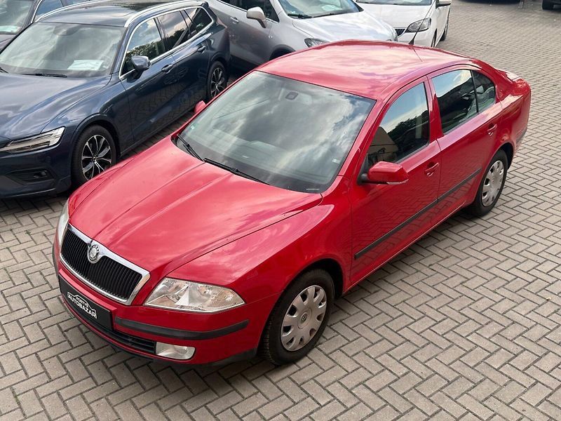 Škoda Octavia (2007) 1.6 MPI - fotka 11 z 14