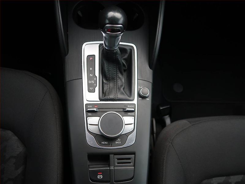 Audi A3 (2014) 2.0 TDI, Automat, Navi - fotka 13 z 18