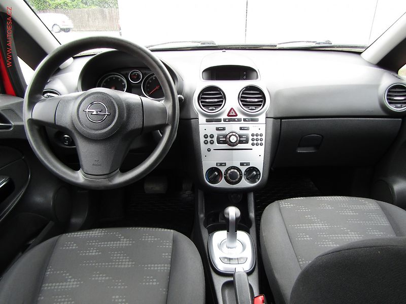 Opel Corsa (2014) 1.2i, ČR, AT, AC - fotka 8 z 16