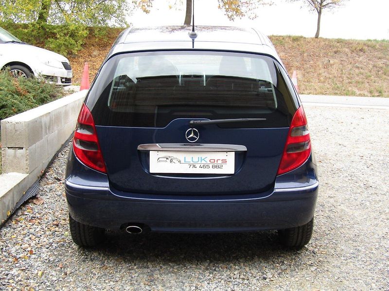 Mercedes-Benz Třídy A (2007) CDI 80kW AUTOMAT - fotka 12 z 48