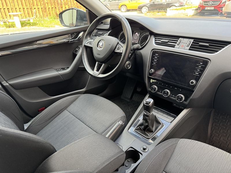 Škoda Octavia (2017) Combi Style - fotka 25 z 28