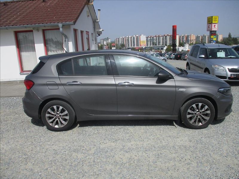Fiat Tipo 1,4 16V, digiklima,serviska, - fotka 4 z 28