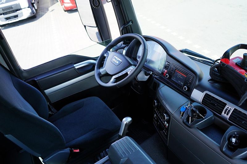 MAN TGS (2015) 18.480 / E 6 / 4 X 4 / WYWROTK - fotka 13 z 56