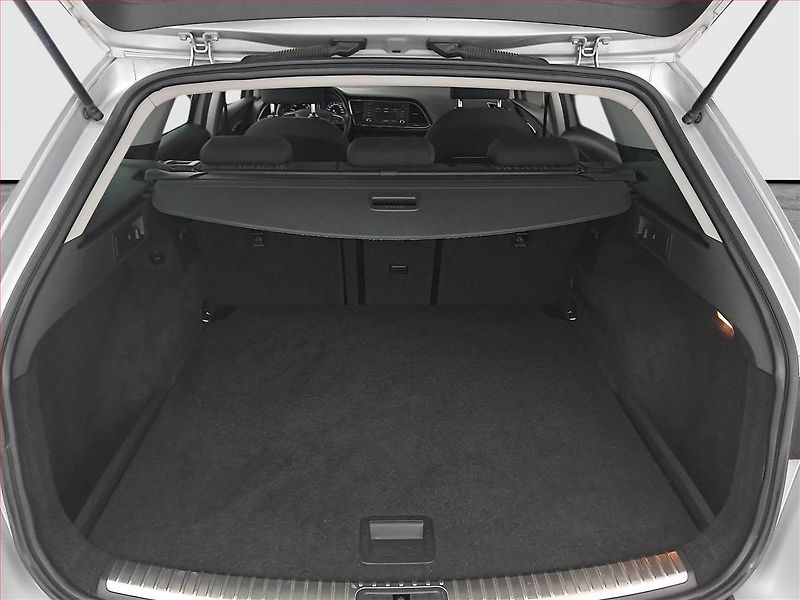 Seat Leon (2014) 1.4 TSI, Tempomat - fotka 14 z 18