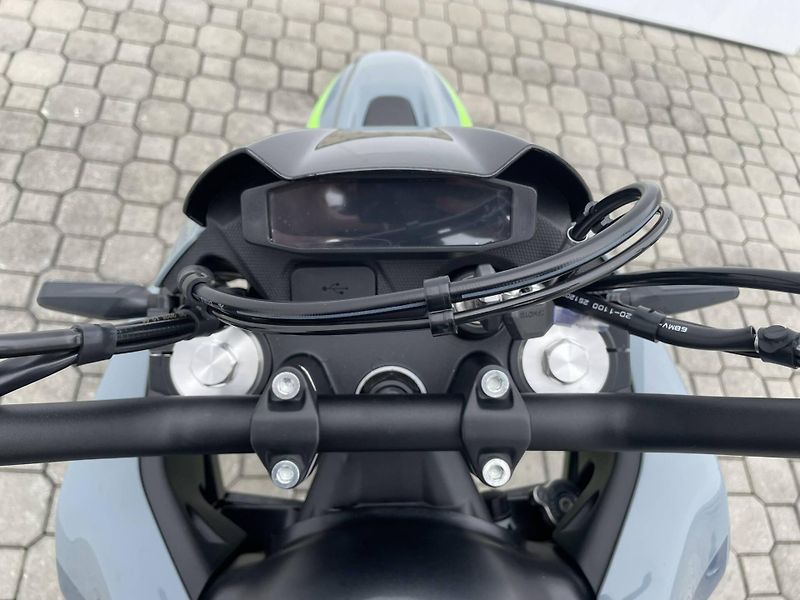 CFMOTO (2026) 250 Dual Sport EU5+ - fotka 9 z 12