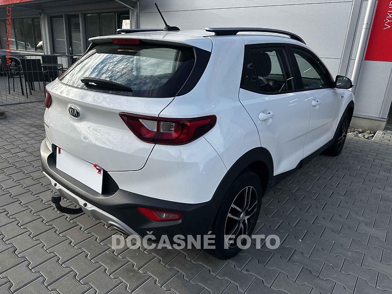 Kia Stonic (2019) 1.2i, 2.maj,ČR - fotka 2 z 3