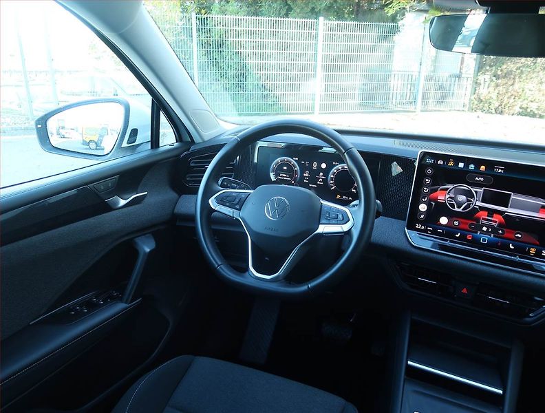 Volkswagen Tiguan (2024) 1.5 eTSI - fotka 7 z 21