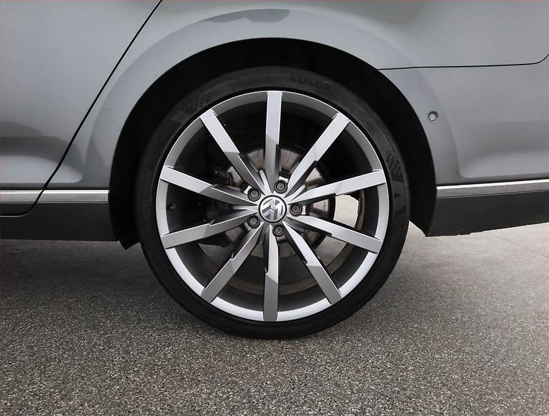 Volkswagen Passat (2016) 2.0 TDI, Automat, Serv.kniha - fotka 18 z 18