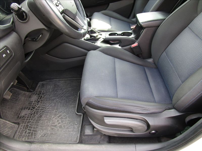 Hyundai Tucson 1.6T-GDi, aut. klima, 1. maj. - fotka 12 z 40