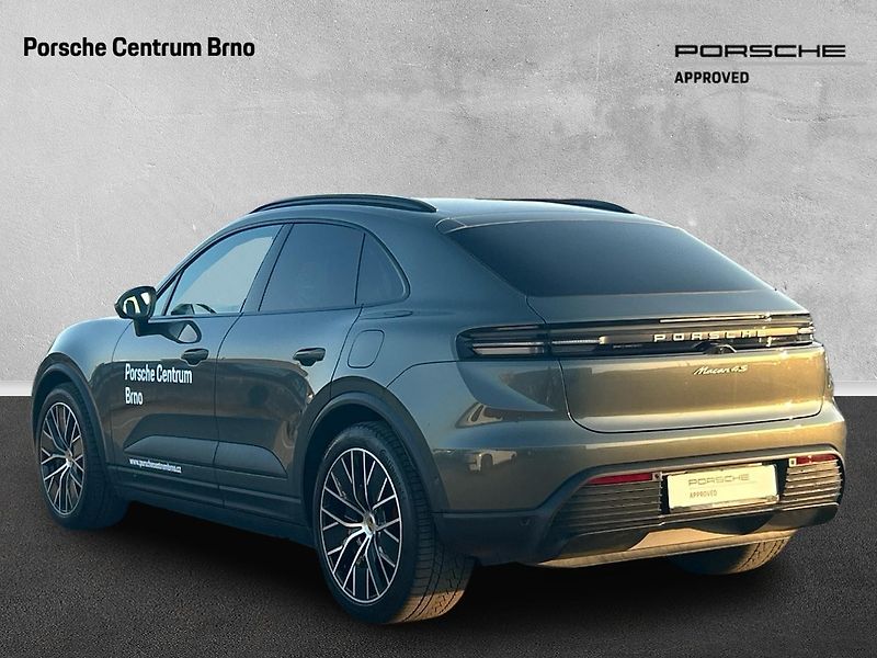 Porsche Macan 4S Electric - fotka 8 z 30
