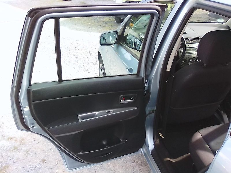 Mazda 2 (2007) 1.4i, 2.majitel - fotka 26 z 30