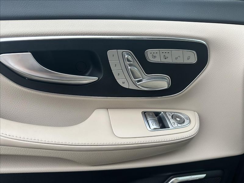 Mercedes-Benz Třídy V 300d 4MATIC L Exclusive - fotka 14 z 17