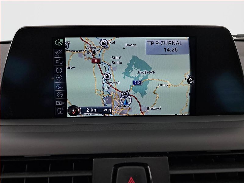 BMW Řada 1 (2015) 116d, Navi, Xenony - fotka 13 z 18