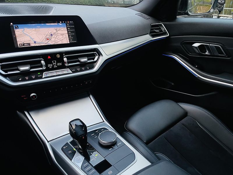 BMW Řada 3 320d XDRIVE M-PAKET VÝHŘEV - fotka 41 z 59