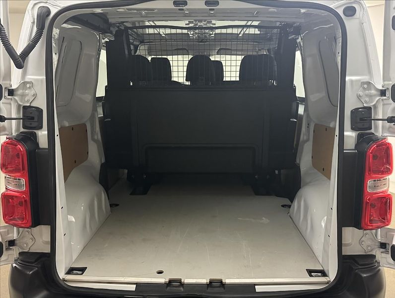 Peugeot Expert 2,0 HDi L2 DPH 6MÍST POLOCOMBI - fotka 28 z 30