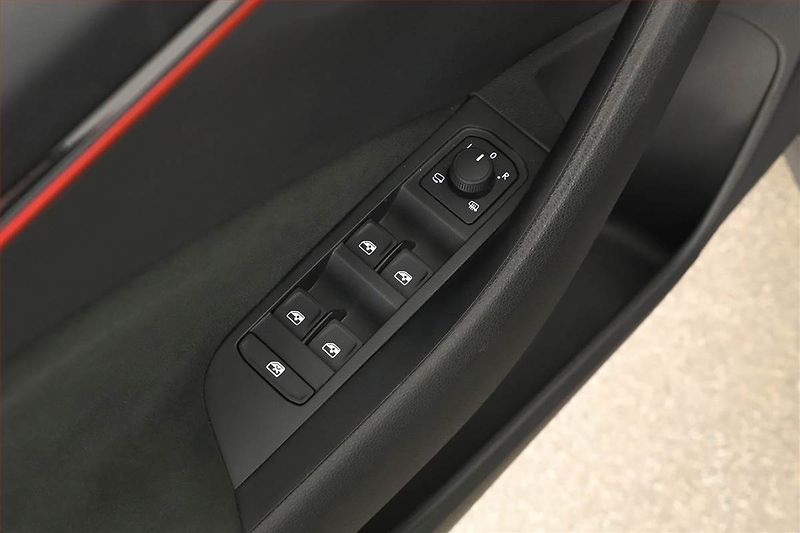 Škoda Kamiq (2025) 1.0 TSI, Drive, FullLed - fotka 16 z 16