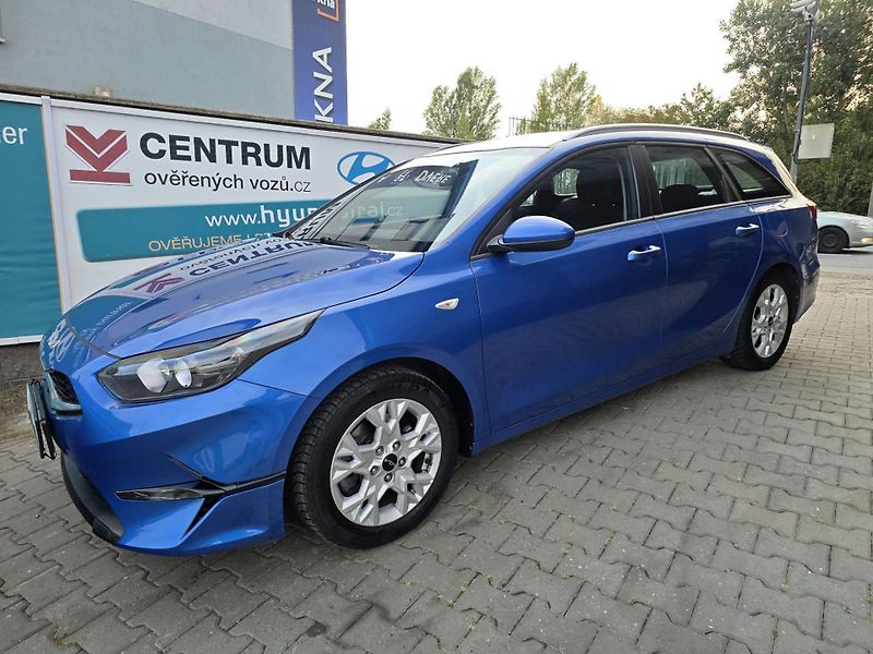 Kia Ceed 1.5-V ZÁRUCE-AUTOMAT-KAMERA - fotka 7 z 36