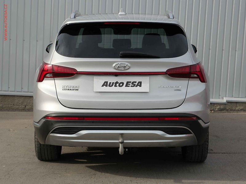Hyundai Santa Fe (2021) 2.2 CRDi 4x4, 7míst, 2.maj - fotka 5 z 26
