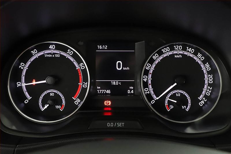 Škoda Fabia (2019) Ambition 1.0 TSI, ČR,1.maj - fotka 8 z 16