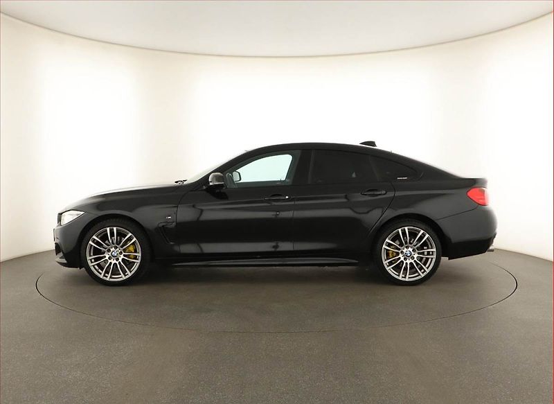 BMW Řada 4 (2017) 420d xDrive, 4X4, Automat - fotka 3 z 20