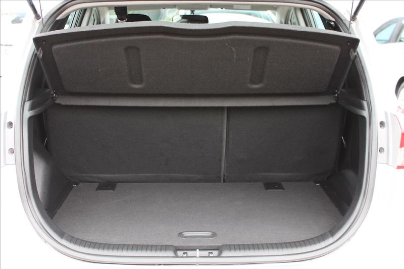 Hyundai ix20 1,4 CVVT  NOVÉ V ČR,1.MAJITEL - fotka 19 z 21