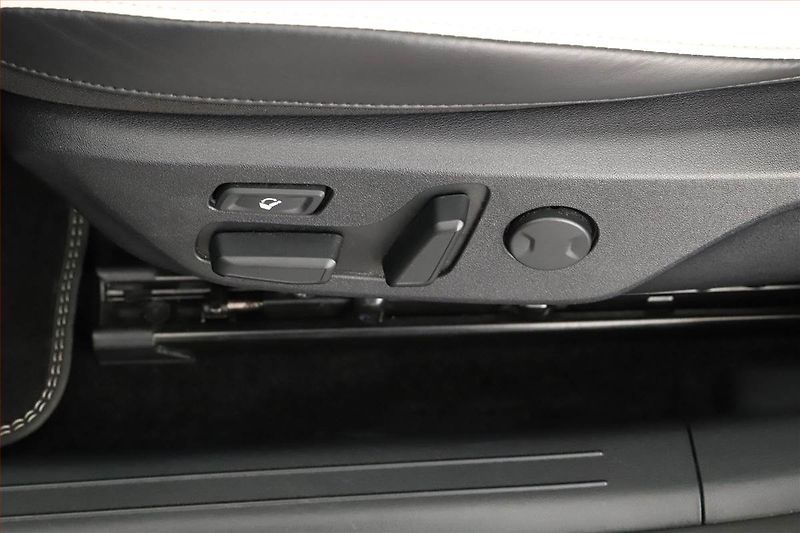 Kia EV6 (2023) AWD 77.4 kWh, SoH 100% - fotka 22 z 27