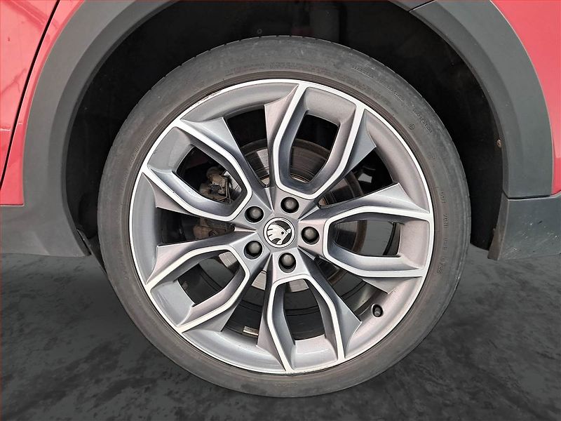 Škoda Superb (2022) Scout 2.0 TDI - fotka 15 z 23
