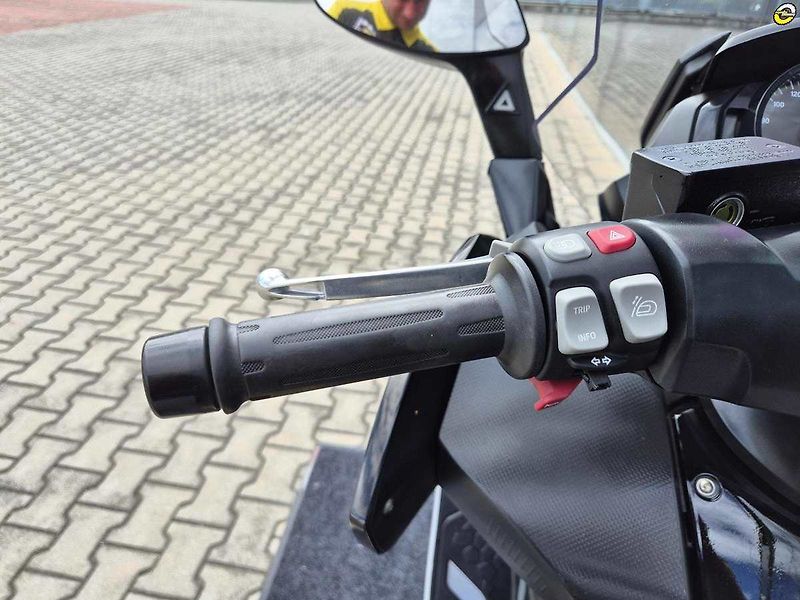 BMW C 650 GT (2016) - fotka 18 z 20