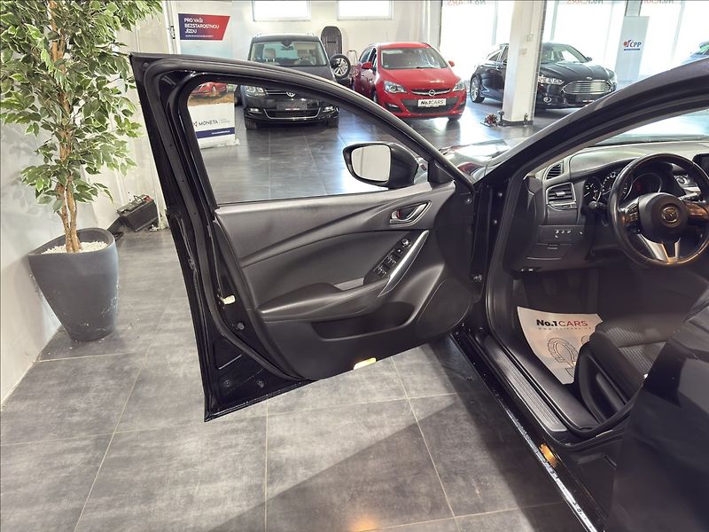 Mazda 6 2,2   D 1.MAJITEL 1.ROK ZÁRUKA - fotka 5 z 41