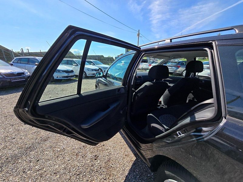 Škoda Fabia (2007) 1.4 MPi 59 KW Ambiente - fotka 11 z 23
