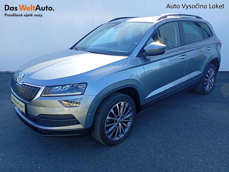 Škoda Karoq (2021) Style 1.5 TSI DSG panorama LED - fotka 1 z 35