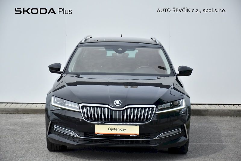 Škoda Superb (2023) L&K 2.0 TDI 110kW DSG - fotka 4 z 35