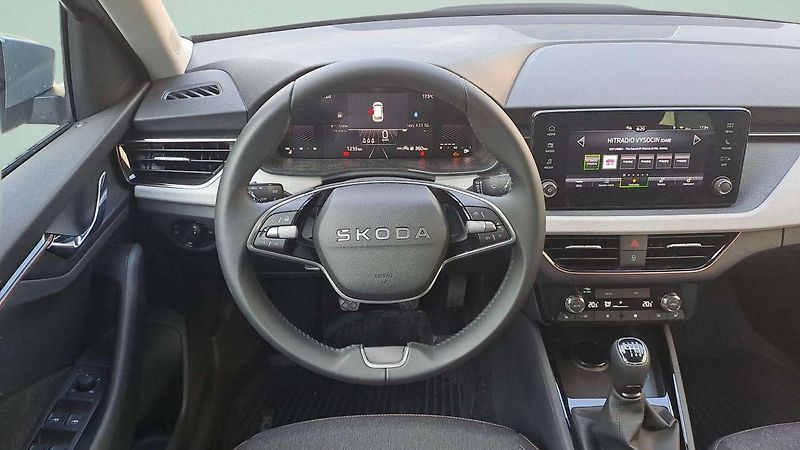 Škoda Kamiq Top Selection 1,0 TSI/85 kW 6M - fotka 16 z 16