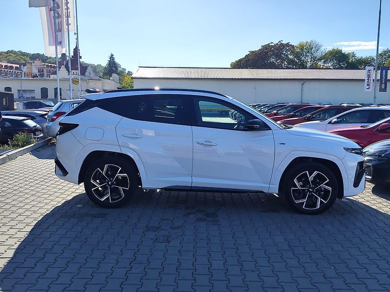 Hyundai Tucson 1.6 T-GDI/212kW N-Line PHEV AT - fotka 4 z 33