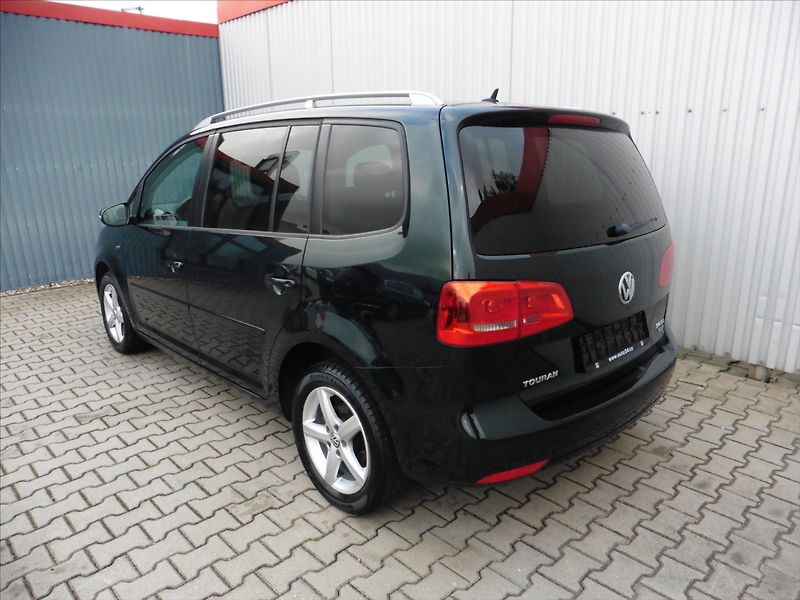 Volkswagen Touran 2,0 TDI Life, 7.míst, Vyhř.sed - fotka 6 z 15