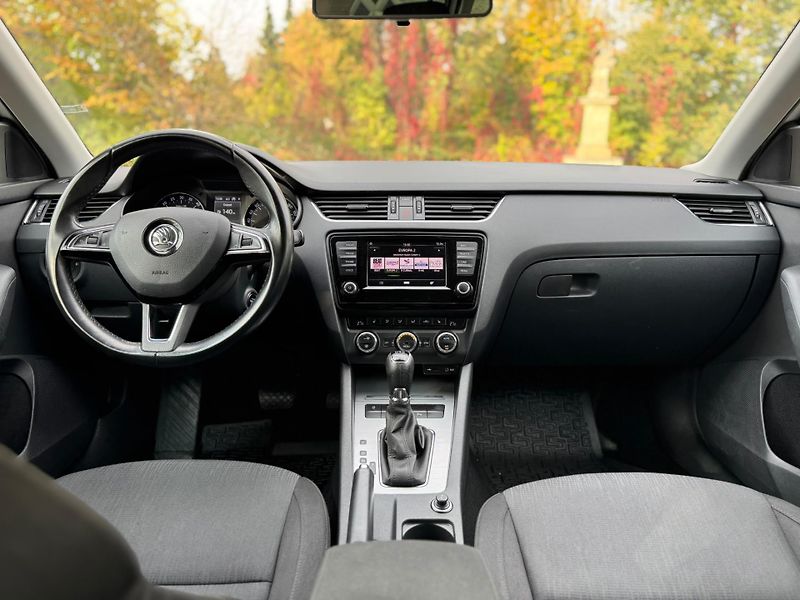 Škoda Octavia 2.0TDi STYLE 1.MAJ DPH ROZVODY - fotka 4 z 24