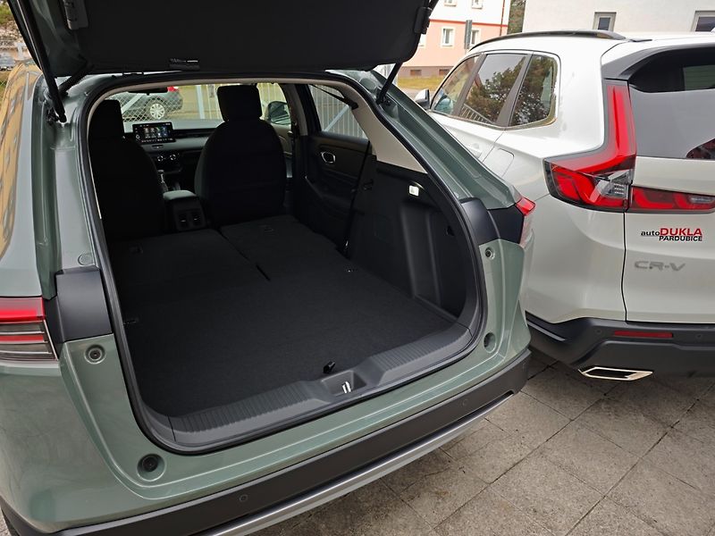Honda HR-V (2026) 1.5 eHEV Elegance MR27 SKLADEM - fotka 28 z 40