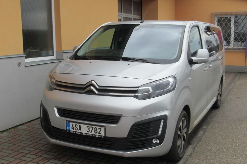 Citroën Jumpy SpaceTourer 8MÍST 1.MAJITEL - fotka 9 z 35