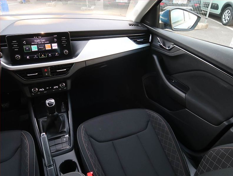 Škoda Scala (2021) Ambition 1.0 TSI, Tempomat - fotka 8 z 20