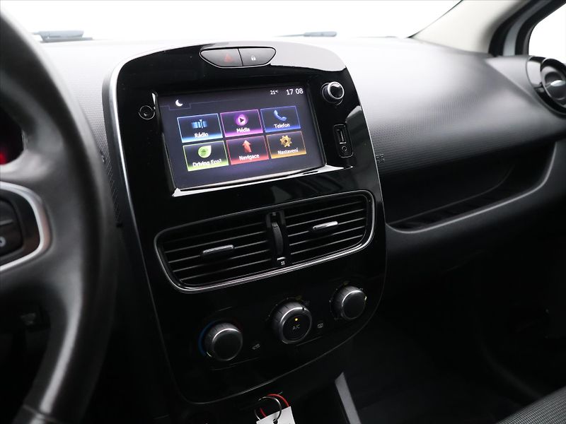 Renault Clio 1,2 16v 55kW Advantage CZ - fotka 17 z 27