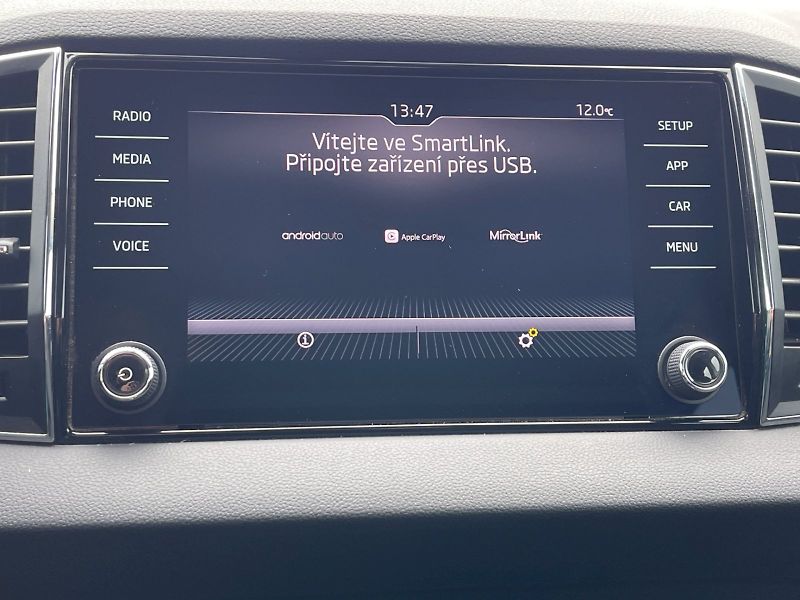 Škoda Karoq (2019) 1.5 TSI 110 kW Ambition Plus - fotka 15 z 31