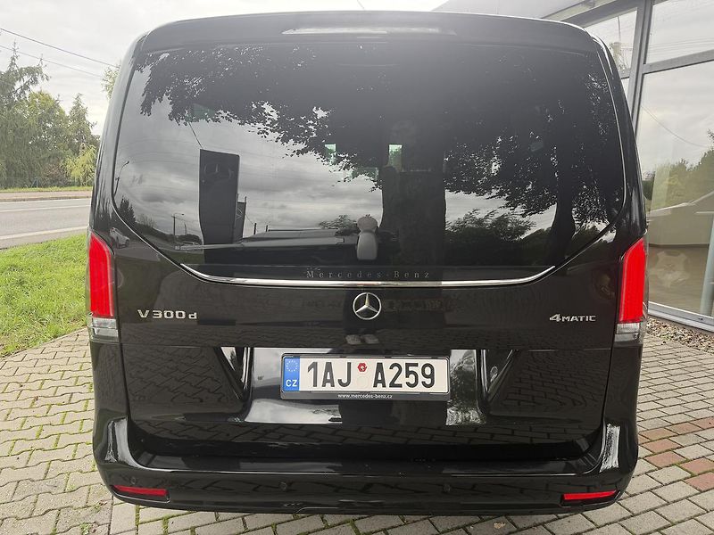 Mercedes-Benz Třídy V V 300 d / Exclusive / L / 4M - fotka 8 z 27