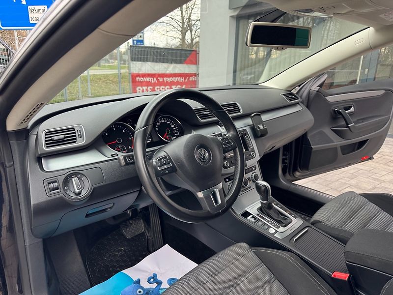 Volkswagen CC (2015) 2.0 TDi 4x4,DSG - fotka 18 z 36