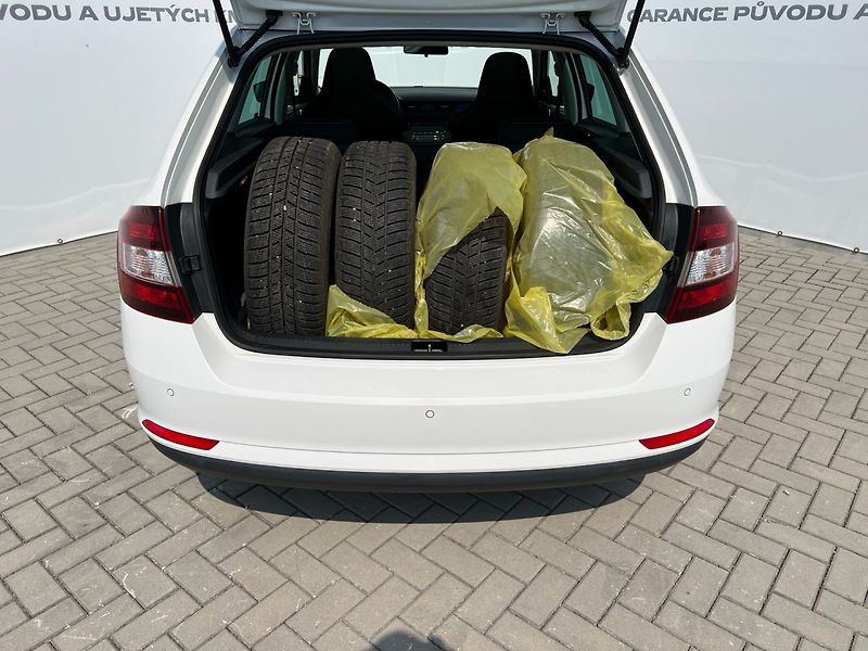 Škoda Rapid (2013) 1.2TSi Spaceback! Panorama! - fotka 9 z 26