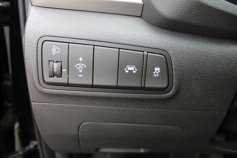 Hyundai Tucson 1,7 CRDi 104 kw - fotka 19 z 22