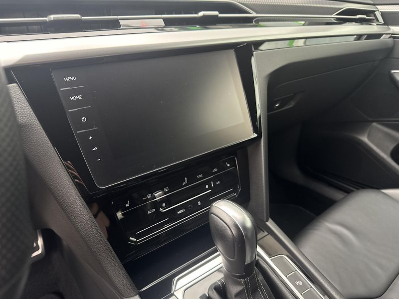 Volkswagen Arteon Shooting Brake R-Line 2,0 TDI 4Motion DSG - fotka 14 z 29